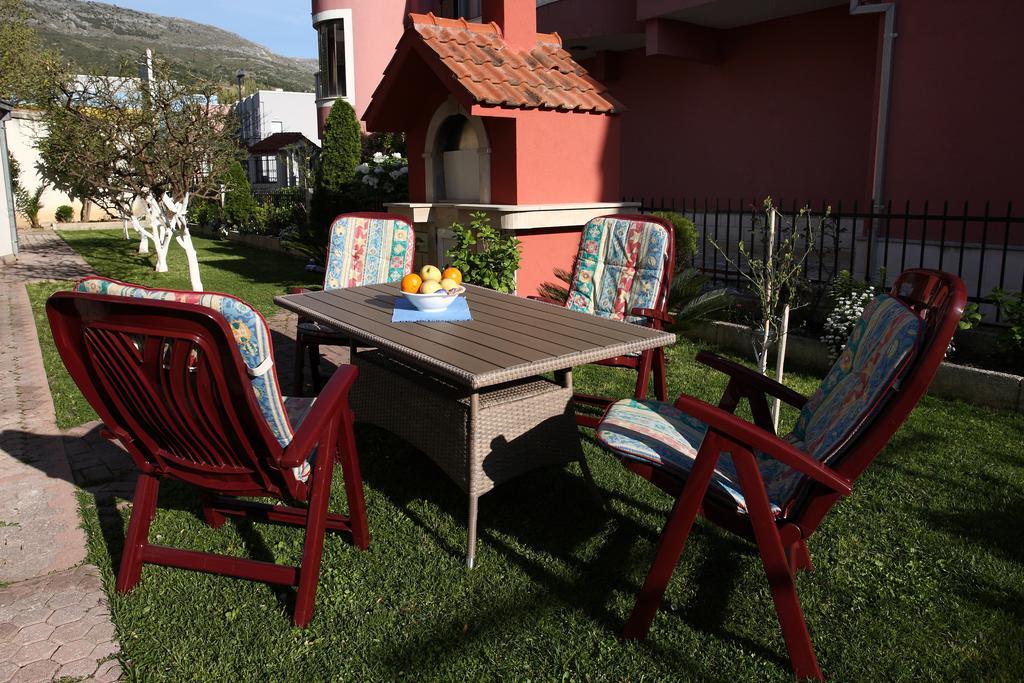 Apartments In Beautiful Split Podstrana Kamer foto