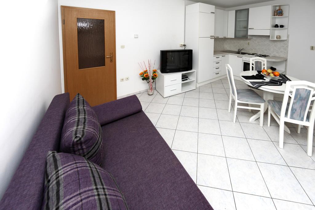Apartments In Beautiful Split Podstrana Kamer foto